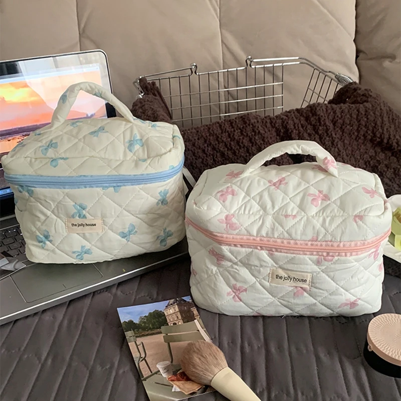 Bow Print Makeup Bag 5