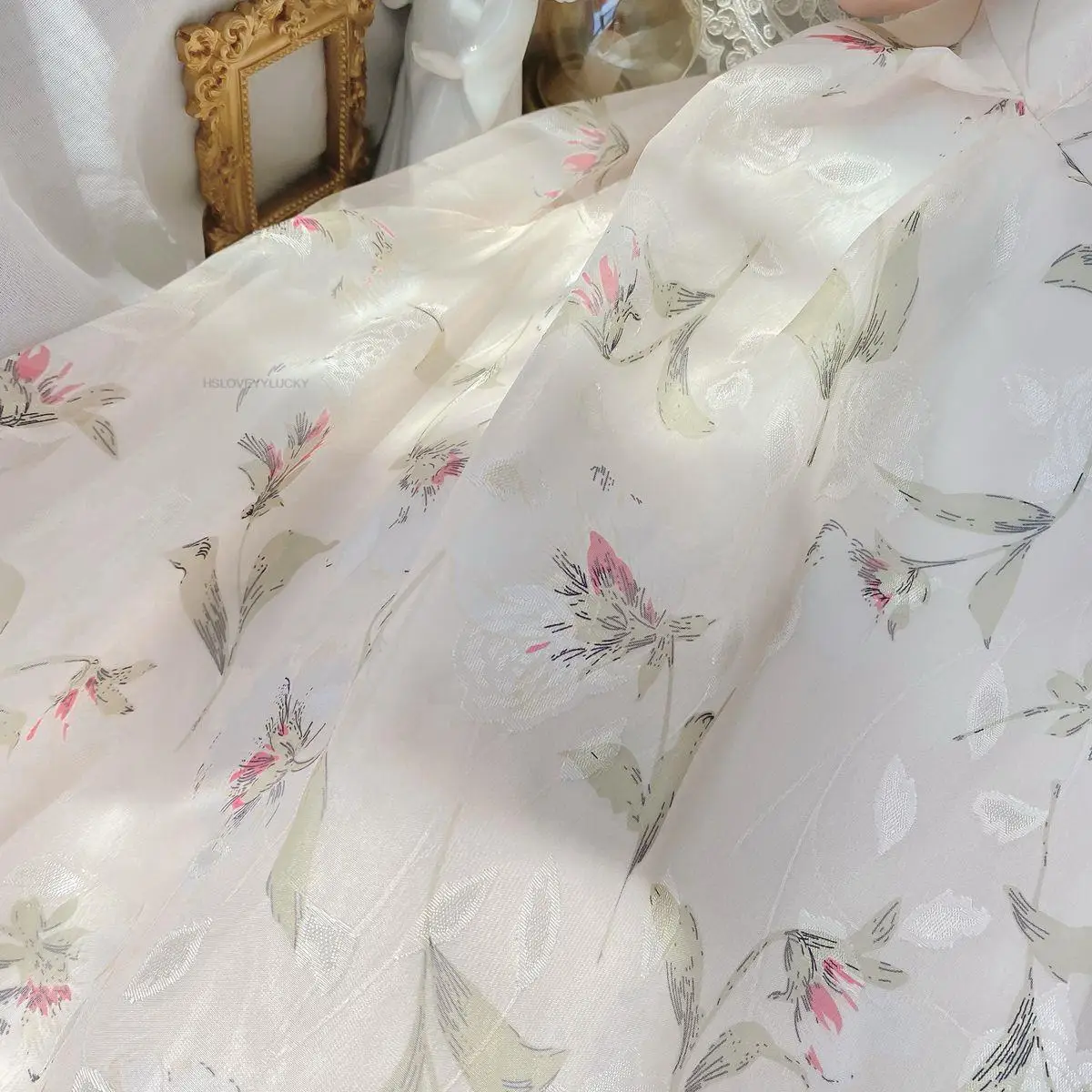 Рисунок 5 - Платье-Ципао в китайском стиле женское