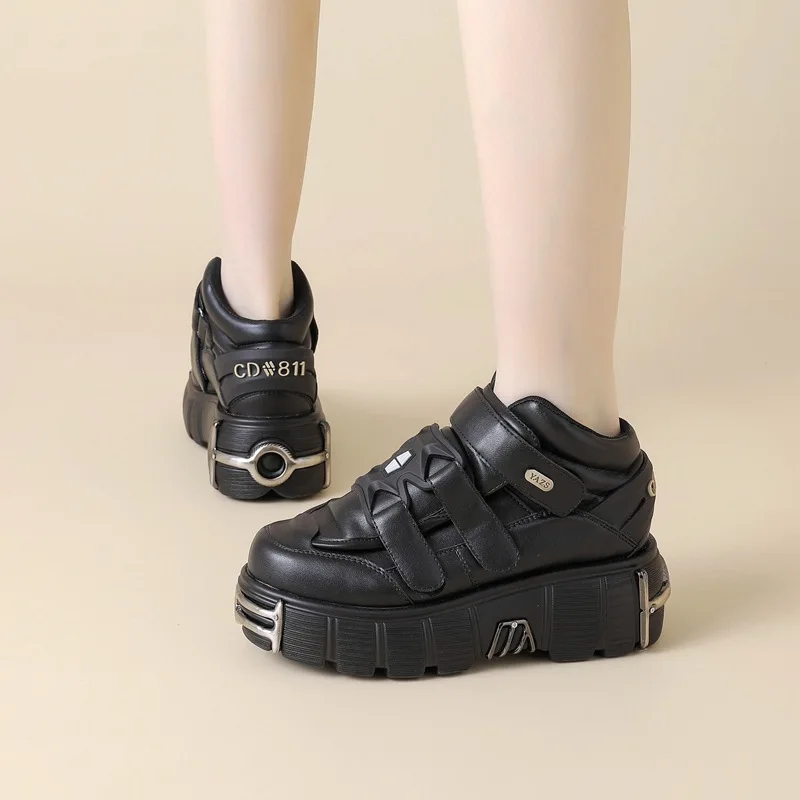 2025 New Punk Style Women's Black Shoes Rock Metal Decorative Strap High Heel Platform Shoes Men's Sports Shoes Women's Boots 2