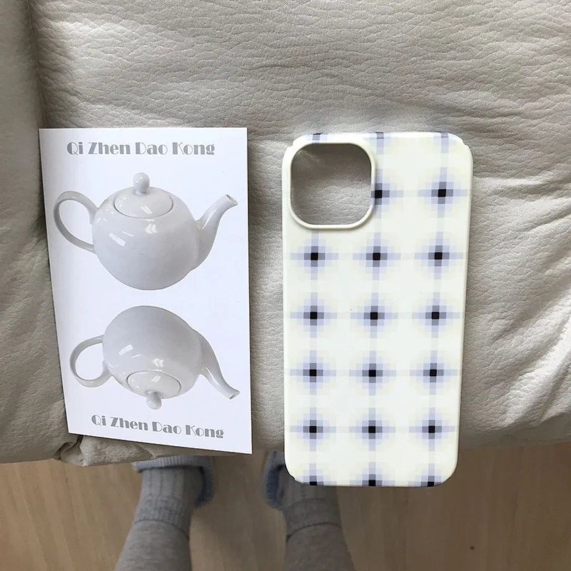 Simple Rhombic Lattice Case for iPhone