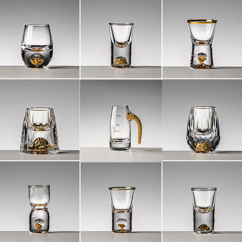 LeadfreeCrystalGlassGildBuiltIn24KGoldLeafSmallShotGlass