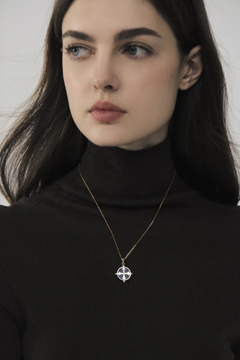 Silver Blue Glass Round Pendant