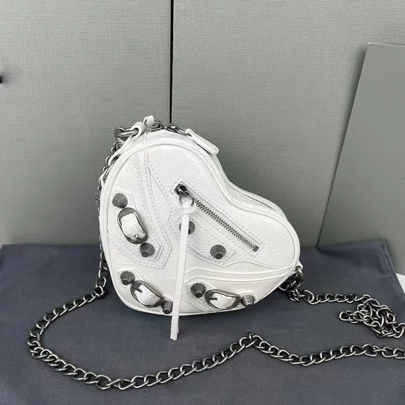 S8cdba4e8be824109ac88b50d9f67fd18e