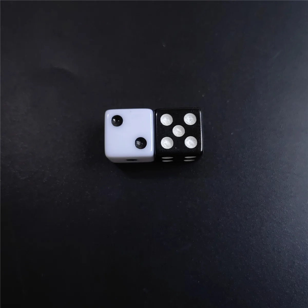 Acrylic Six Sided Standard Dice For Table Games Party Club Board Game 10 Pcs/set 14mm/0.63inch acrylic dice game dice dice set