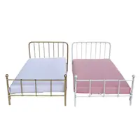 Maison de poupée créative échelle 1:12, scène de chambre à coucher avec matelas, meubles de lit de poupée, lit simple, maison de jeu, Mini lit modèle cadeau pour filles 3