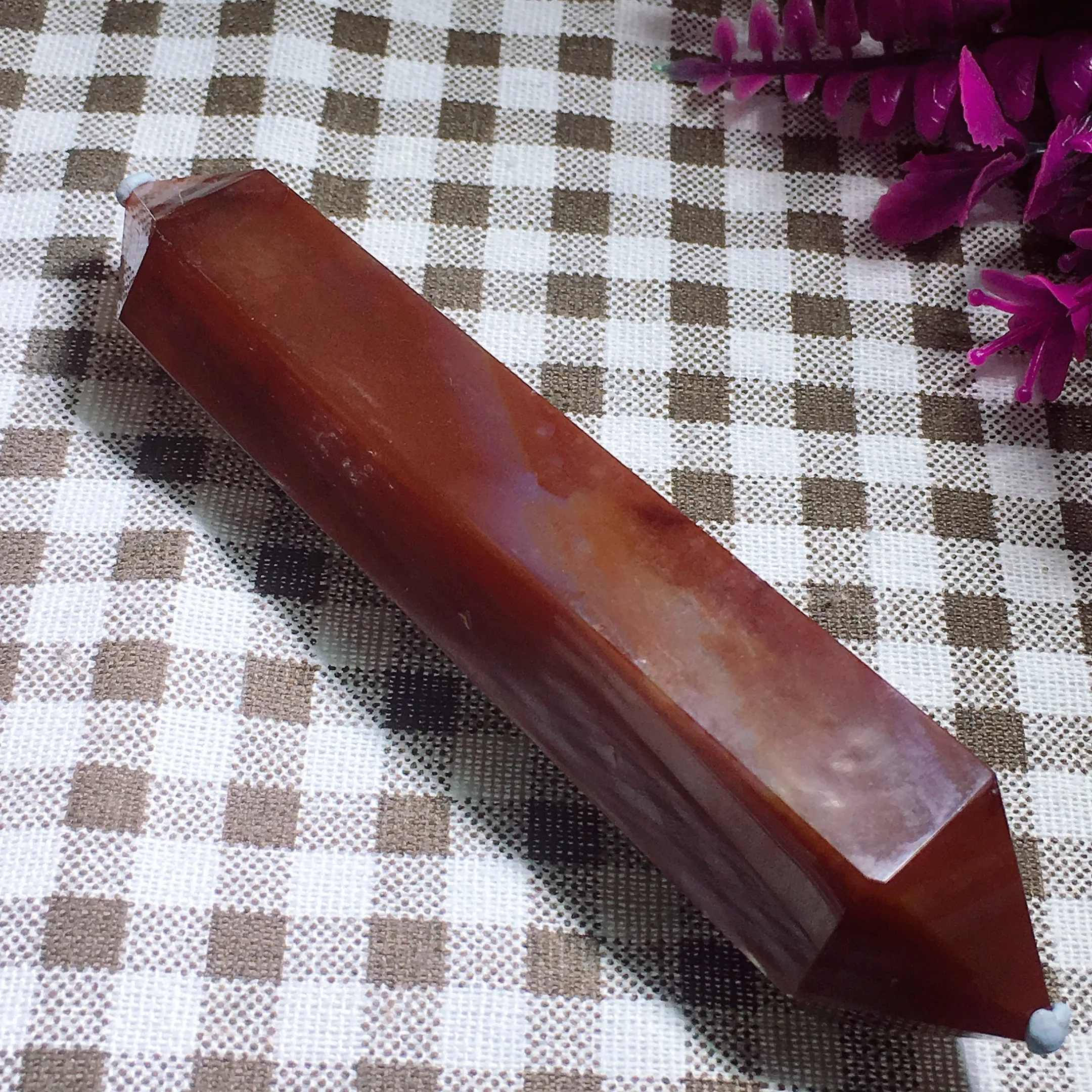 Carnelian DT 2457