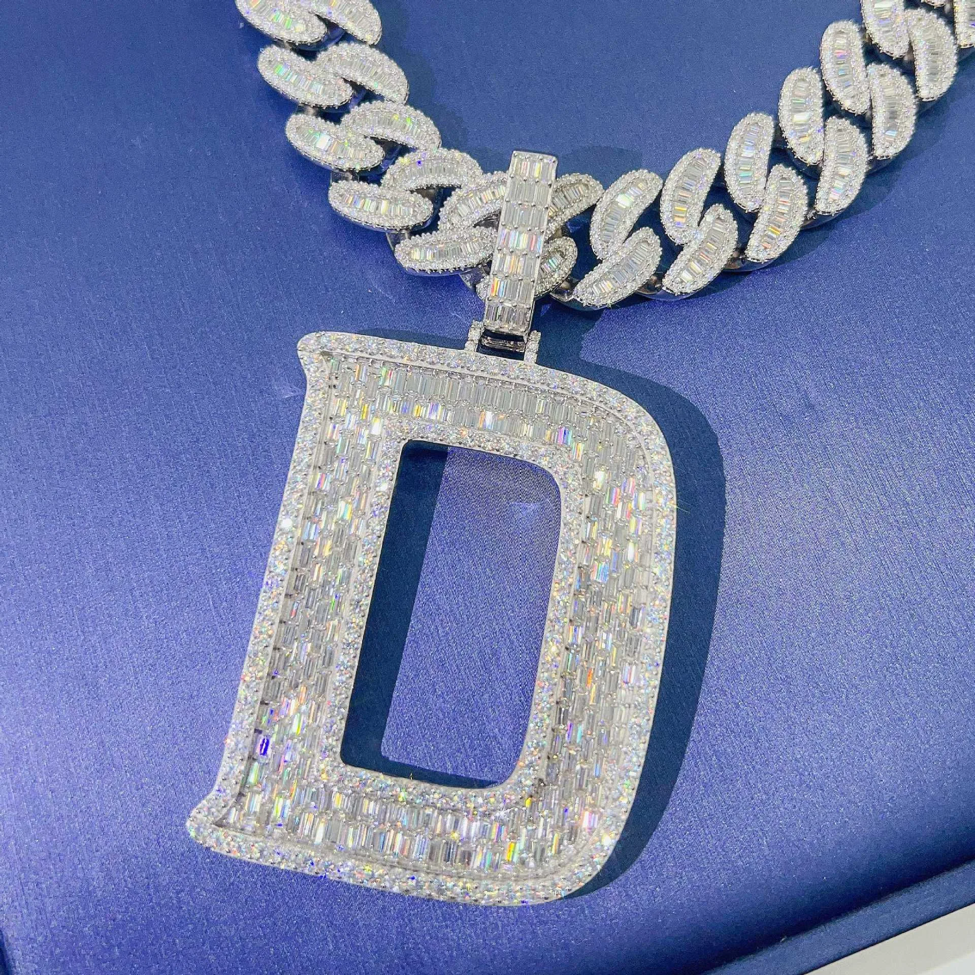 Hiphop Iced Out Moissanite D Letter Pendant 925 Sterling Silver D Color VVS1 Moissanite Alphabet Pendant Pass 18mm Width Chain