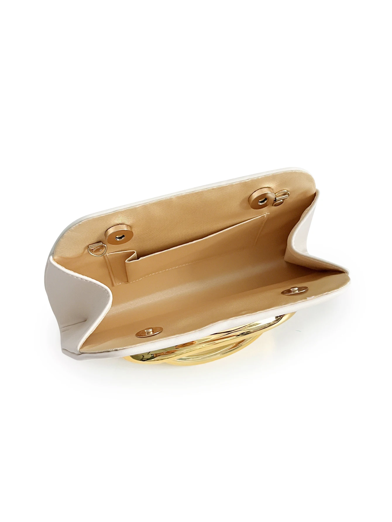 Bag interior and closure mechanism
