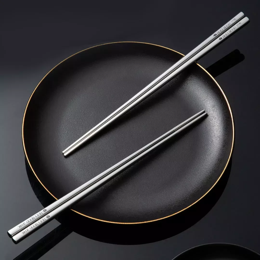 

5Pairs 316L Stainless Steel Chopsticks Medical Grade Healthy Chopsticks Chinese Style Dinnerware Reusable Tableware Baguette