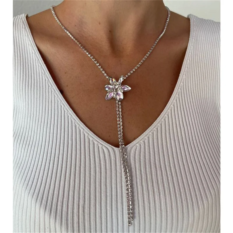 

Новое Женское Ожерелье в форме цветка, свадебная цепочка со сверкающими кристаллами, ювелирные украшения для вечернего ужина