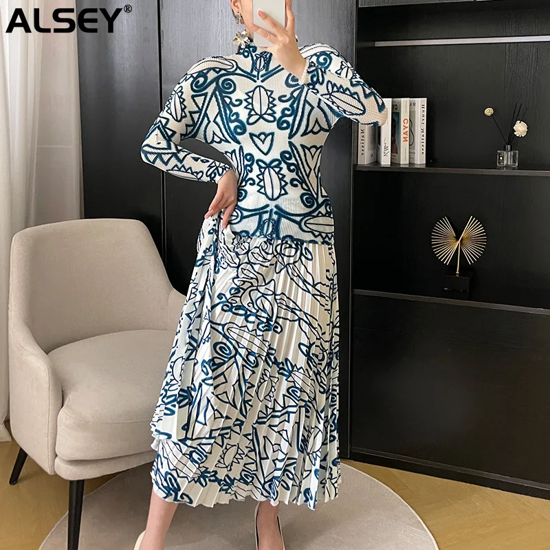 

ALSEY Miyake Fashion Suit Women's Fall New Long-sleeved Printed Corn Grain Pleated T-shirt+Long Printed Half Skirt Two-piece Set