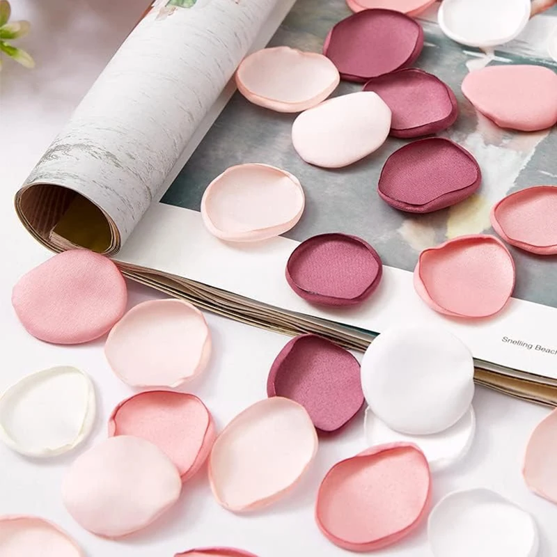 50/100/200/300 Stück 4 cm künstliche Seidenblumen Rosenblätter für Zuhause Zimmer Hochzeit Esstisch Brautparty Valentinstag Dekor – Detail 4