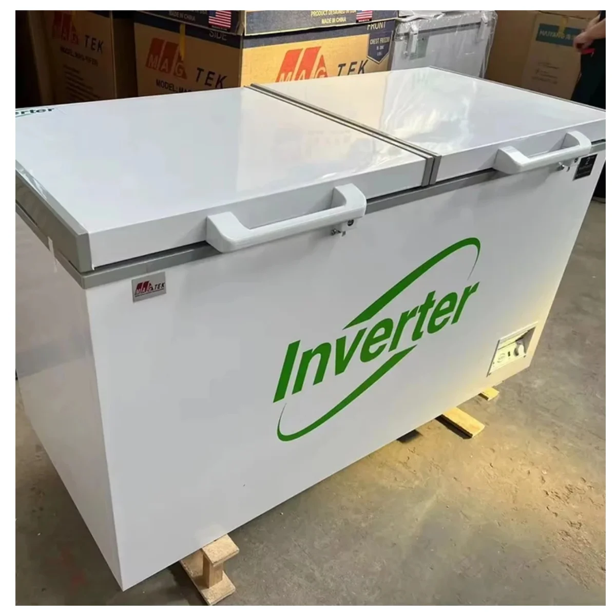 Top Door Chest Freezer-Large Capacity Energy-Efficient Design for Home & Commercial Frozen Storage