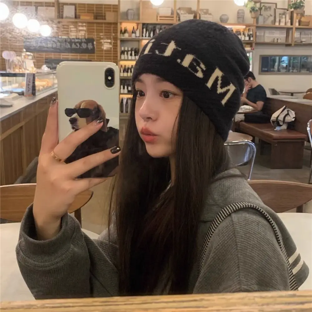 

Keep Warm Knitted Hat New Y2K Acrylic Fibers Ear Protection Hat Cool Letter Embroidery Ski Cap Autumn and Winter