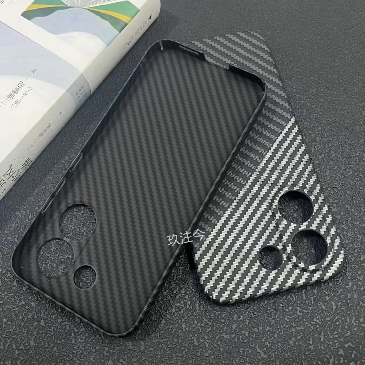 Enhanced Carbon Fiber Stripe Acrylic PC Hard Case - Shockproof, Skin-Friendly Feel