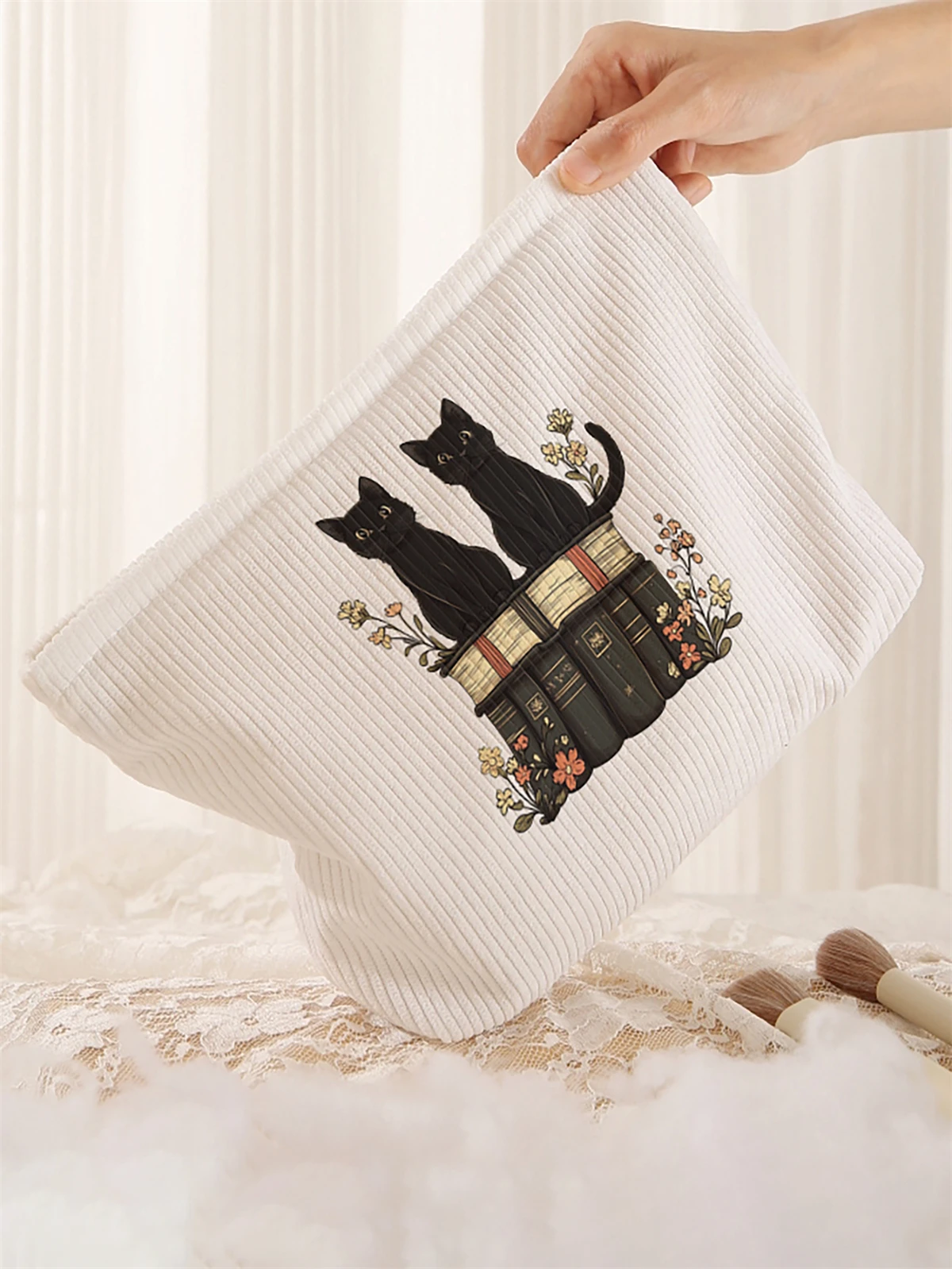 1 cartoon cat pattern corduroy makeup bag, lightweight zipper makeup storage box, multifunctional bag with lining