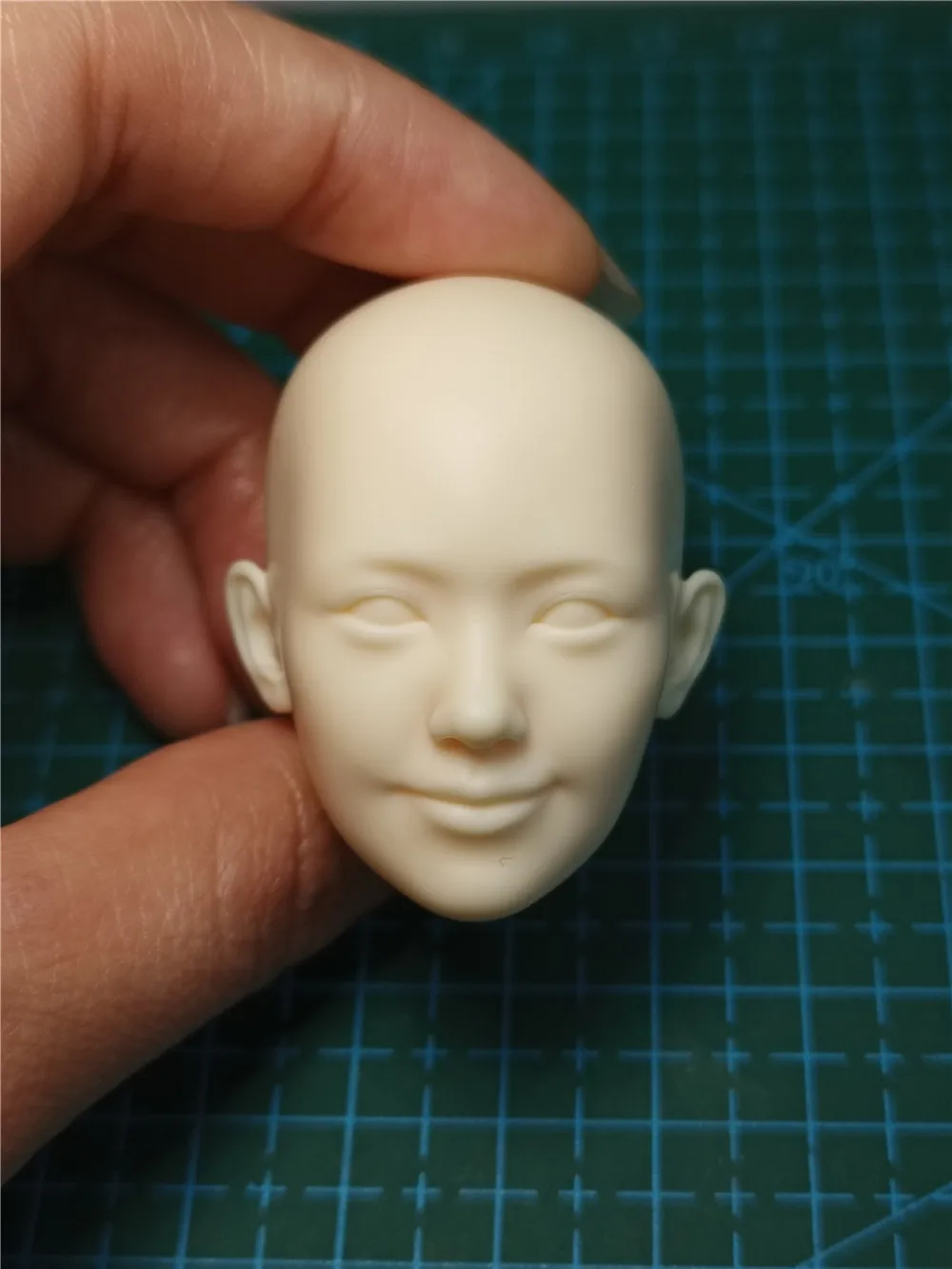 

1/6 Scale Smile Beauty Head Sculpt Model For 12 inch Action Figure Dolls Unpainted Painting Exercise