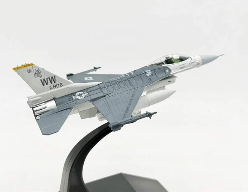 1/100 スケール模型玩具 F-16 F16 F-16C 戦闘機 USAF ダイ