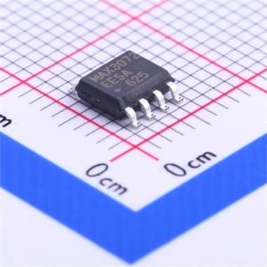 MAX3072EESA+T