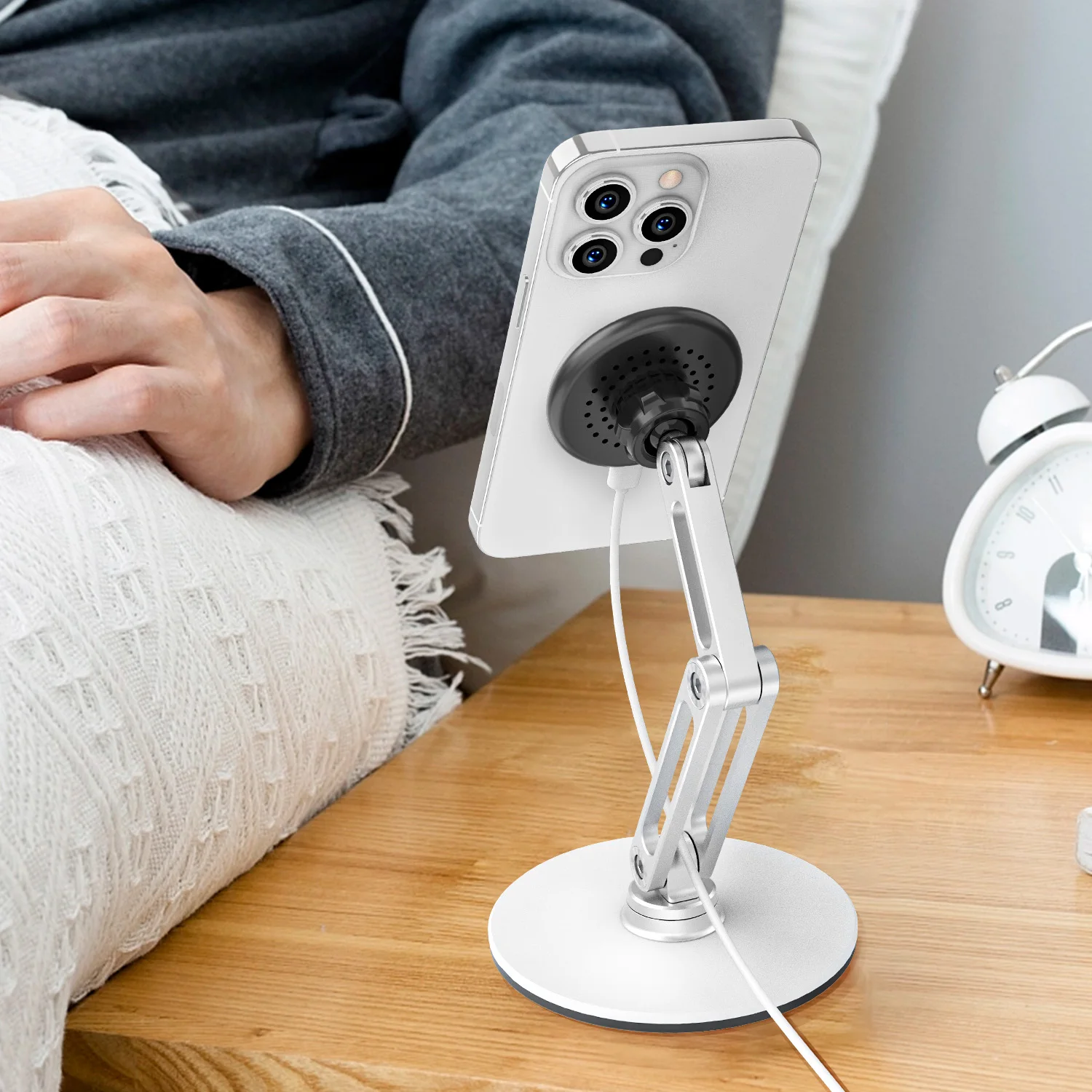 Magnetic Cell Phone Holder Stand Wireless Charger Mobile Cellphone Telephone Desk Foldable Support for IPhone 12 13 14 Pro Max