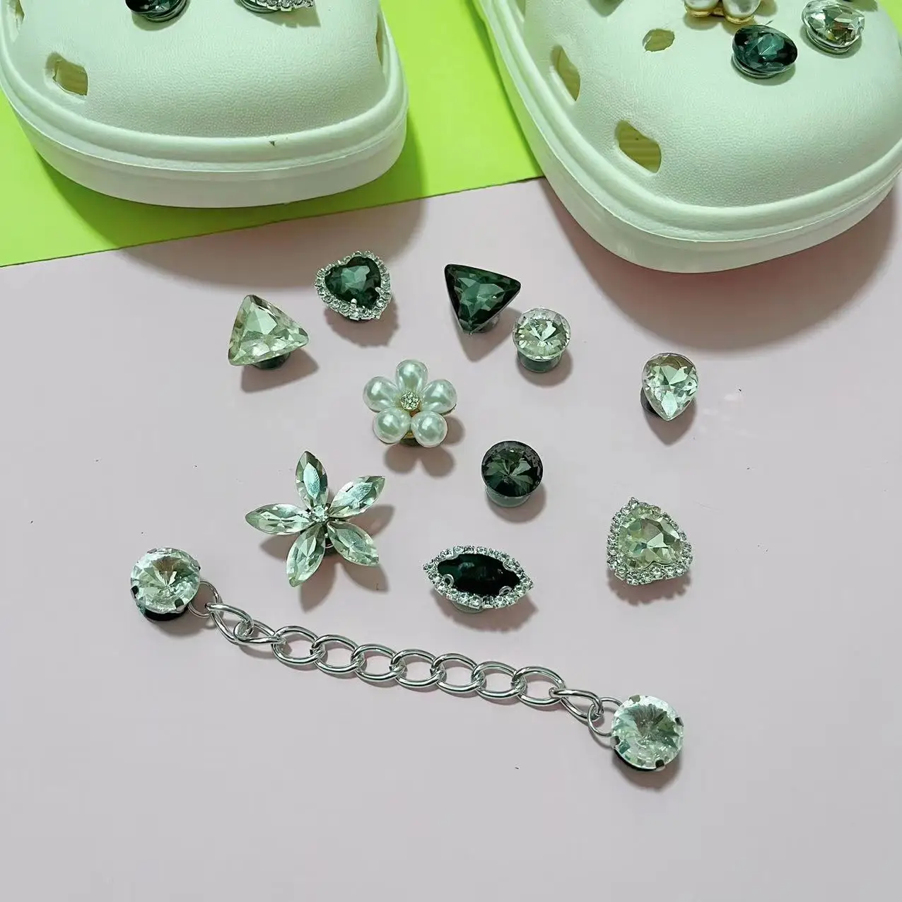 

DIY Pearl rhinestone shoe charms jewelry shoe Accessories fit croc charms sandals Decorate buckle girl gift