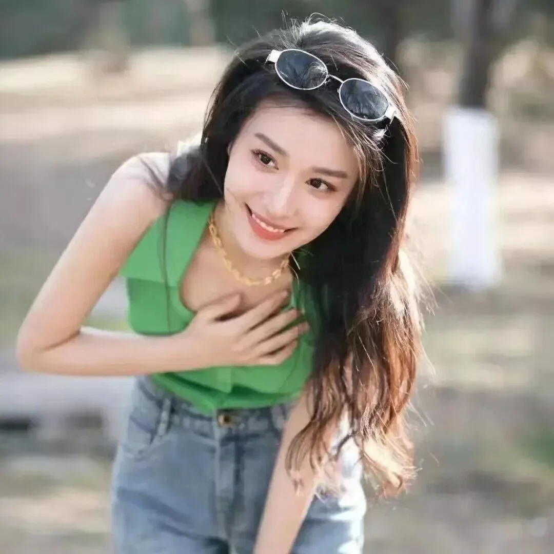 Lisa ���ο� �Ȱ� ��Ƽ�� ���� ���۶� ����� �����̳� ȸ�� �� 40235 ��Ư�� ���� ��� �׼�����