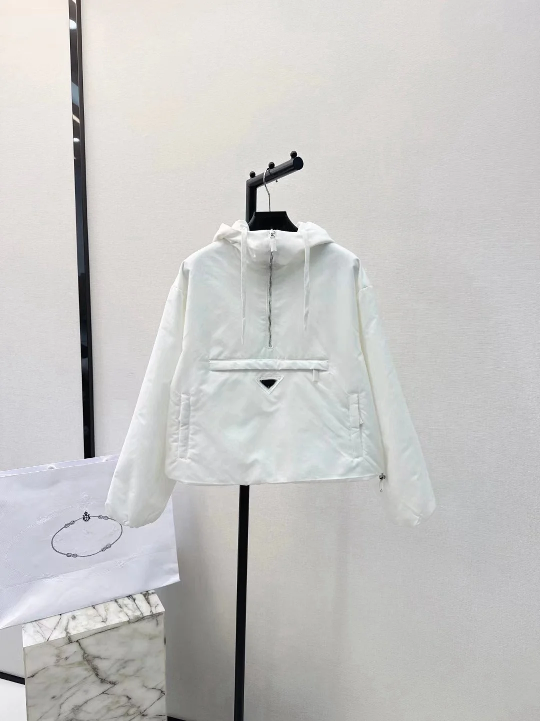

2024 Autumn/Winter New Fashion Versatile Short Hooded Cotton Clothes