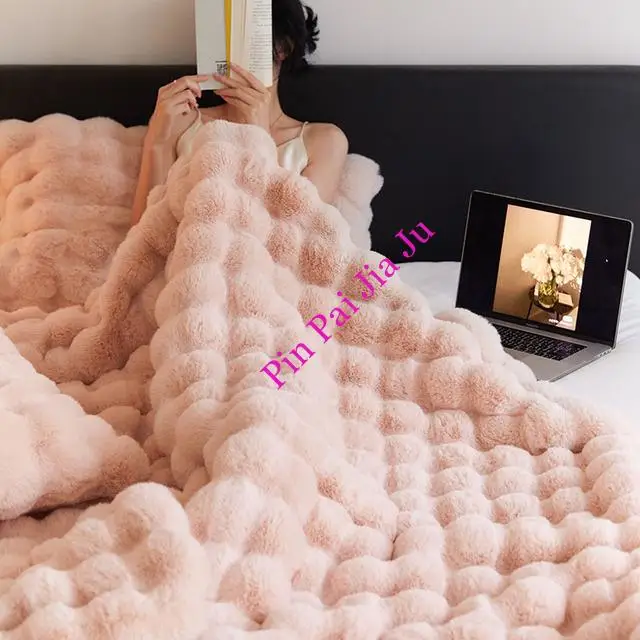 

Winter Warm Blankets for Beds High-Grade Cozy Plush Warmth Throw Blanket Sofa Blankets High-End Tuscan Imitation Fur Blanket for