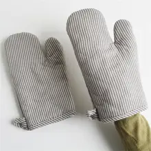 

3Pcs/Set Oven Mitt Non-slip Thicken Cotton Wear Resistant Baking Glove Household Supplies