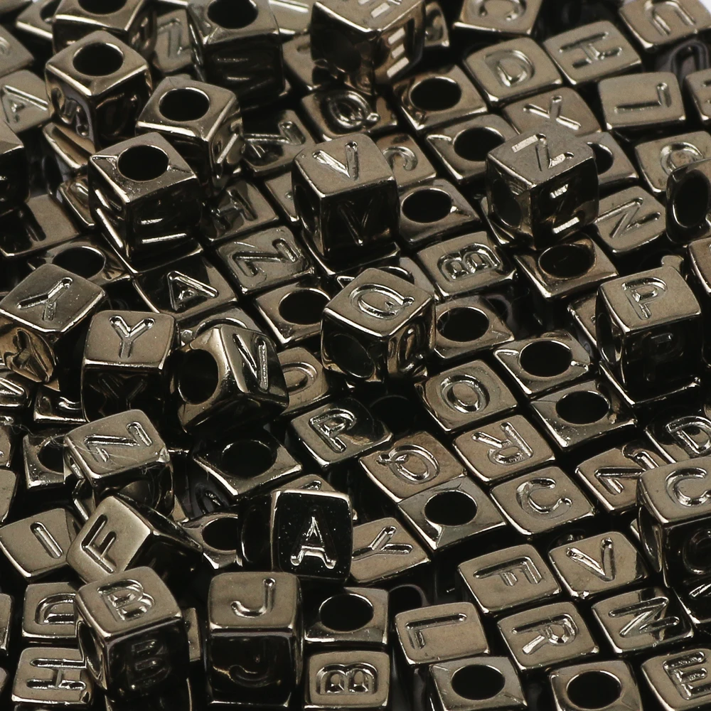 100 stücke 6mm Schwarz Gold Farbe Quadratischen Buchstaben Perlen Zufällig Gemischt Alphabet Acryl Lose Perlen Für DIY Schmuck Machen handwerk – Detail 5