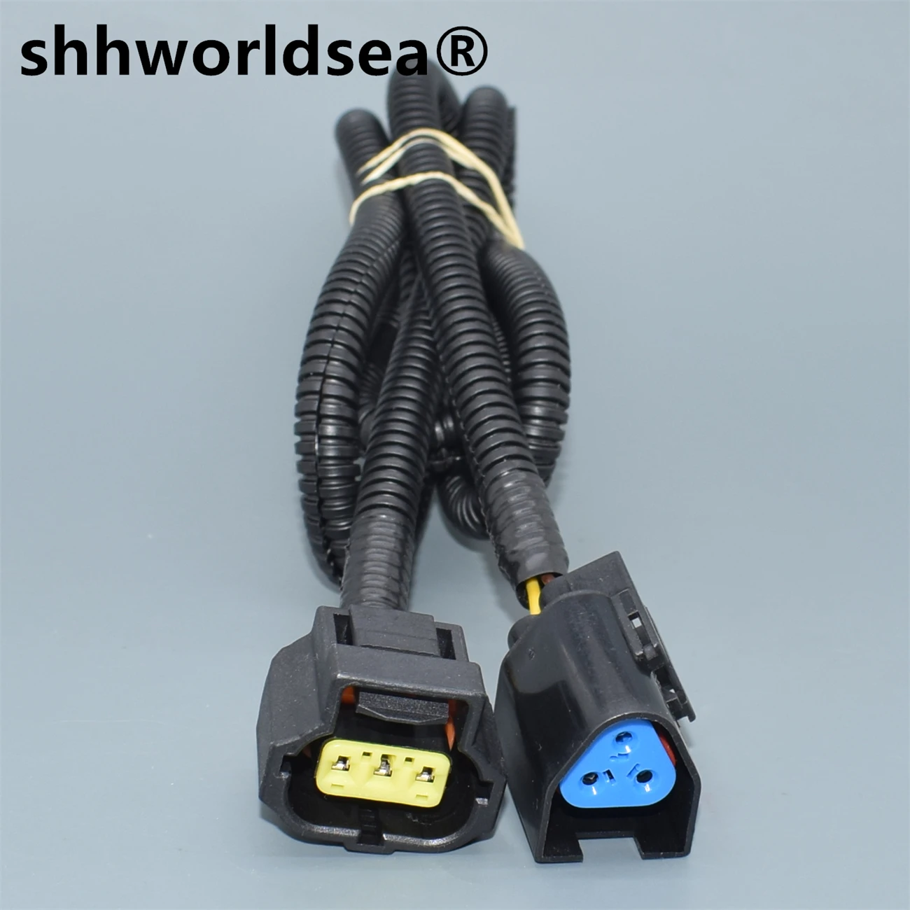 

shhworldsea 3 Pin 5716PT 1996-On For Ford Alternator Three Lead Wiring Pigtail 1U2Z-14S411-TA Wire Connector 184032-1