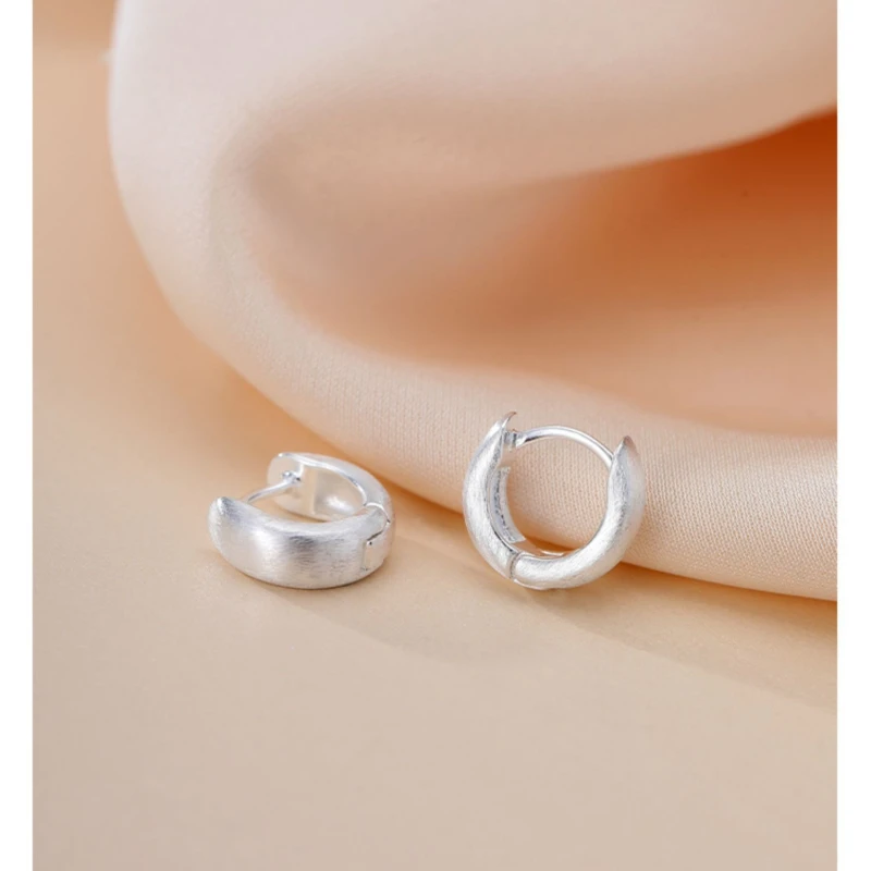 925 Silver Brushed Earrings Unique Stylish Design for Women New Fashionable Minimalist Piece Elegant Grandeur Appeal - 4