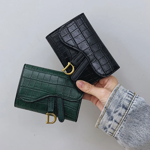 Women-s-Wallet-Short-2023-New-Korean-Style-D-Letter-Buckle-Coins-Purses-Wallet-Card-Bag.jpg