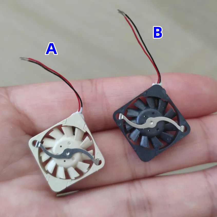 Ultra-thin Cooling Fan 17*17*3mm 1.7cm 3V 5V UF3H3 1703 USB large air flow 2wires