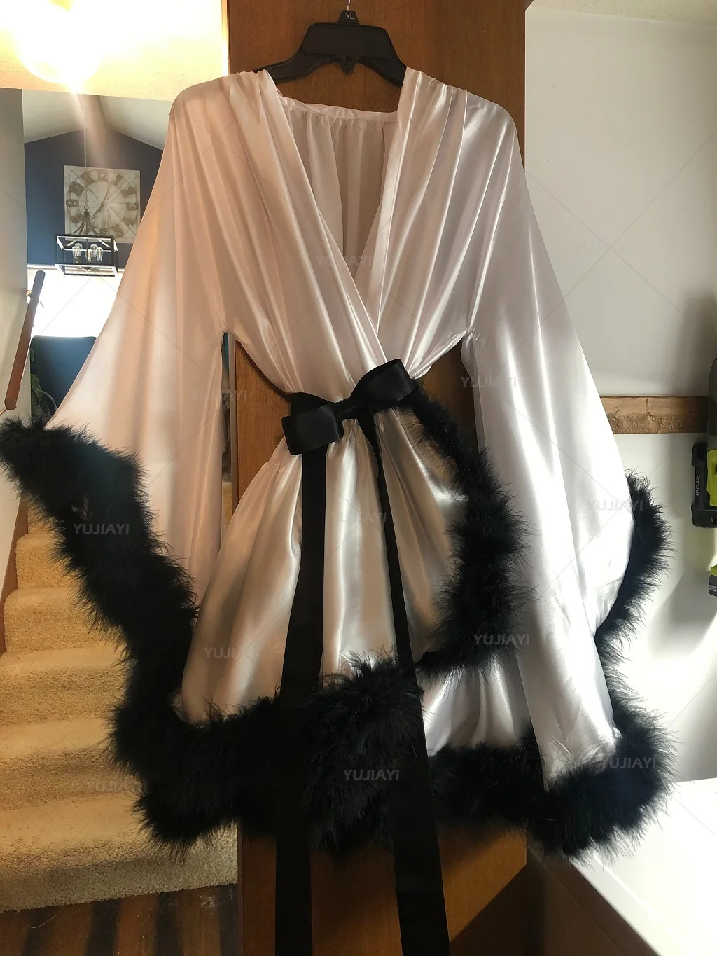 Maternity Robe Lingerie Flare Sleeves Silk Satin Bathrobe Short Sexy Feather Wedding Women Nightgown Gown Sleepwear Dress