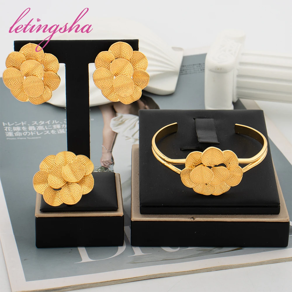 

African 18k Gold Plated Classic Jewelry Set for Women Flower Clip Earring Dubai Trendy Cuff Bangle Ring Wedding Accessories Gift