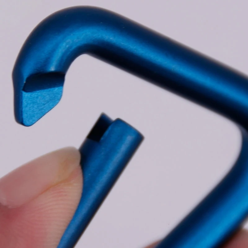 Aluminum Alloys Outdoor Triangular Carabiner Locking Clip Keychains for Backpacking Camping Hiking Travel climbing carabiner