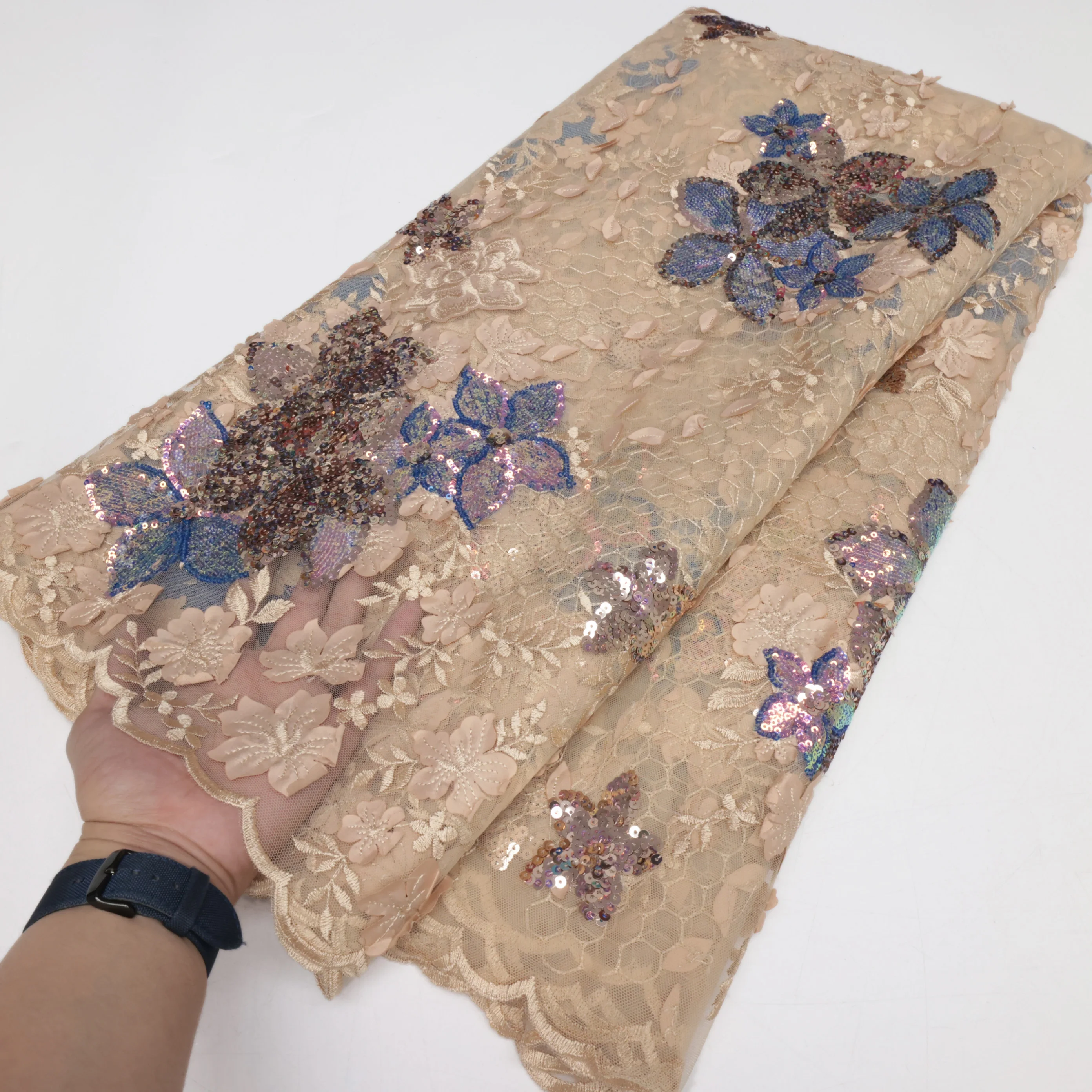 

PGC Golden African Mesh Lace Fabric With Sequins Soft Nigerian French Tulle Lace Fabric 5Yards For Wedding Material LY2487