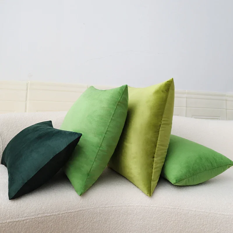 Emerald Velvet Decorative Pillowcase - Luxurious 18x18 Inch Accent