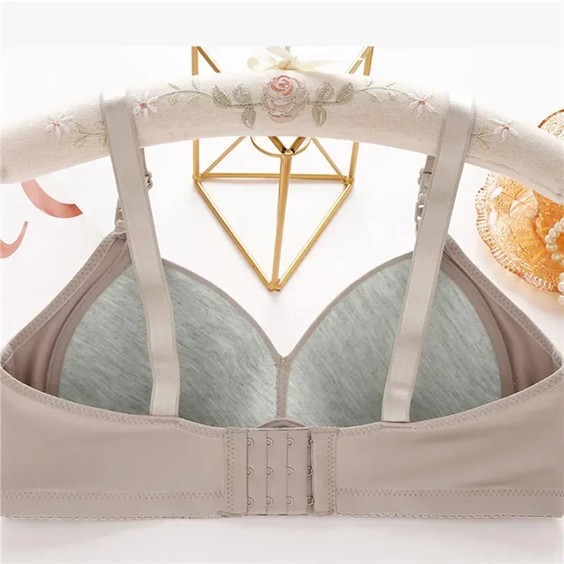 BC Cup Sexy Large Size No Steel Ring Comfortable Lingerie Push Up Breathable Women\'s Underwear Thin Cup Glossy Bras Mujer