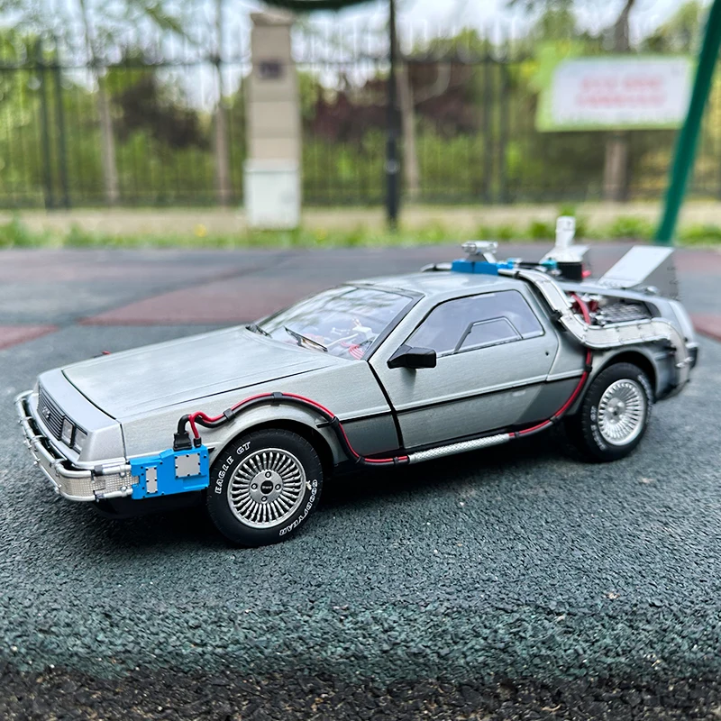 Hot Wheels 1/18 FOR DeLorean DMC 12 Back To The Future Time