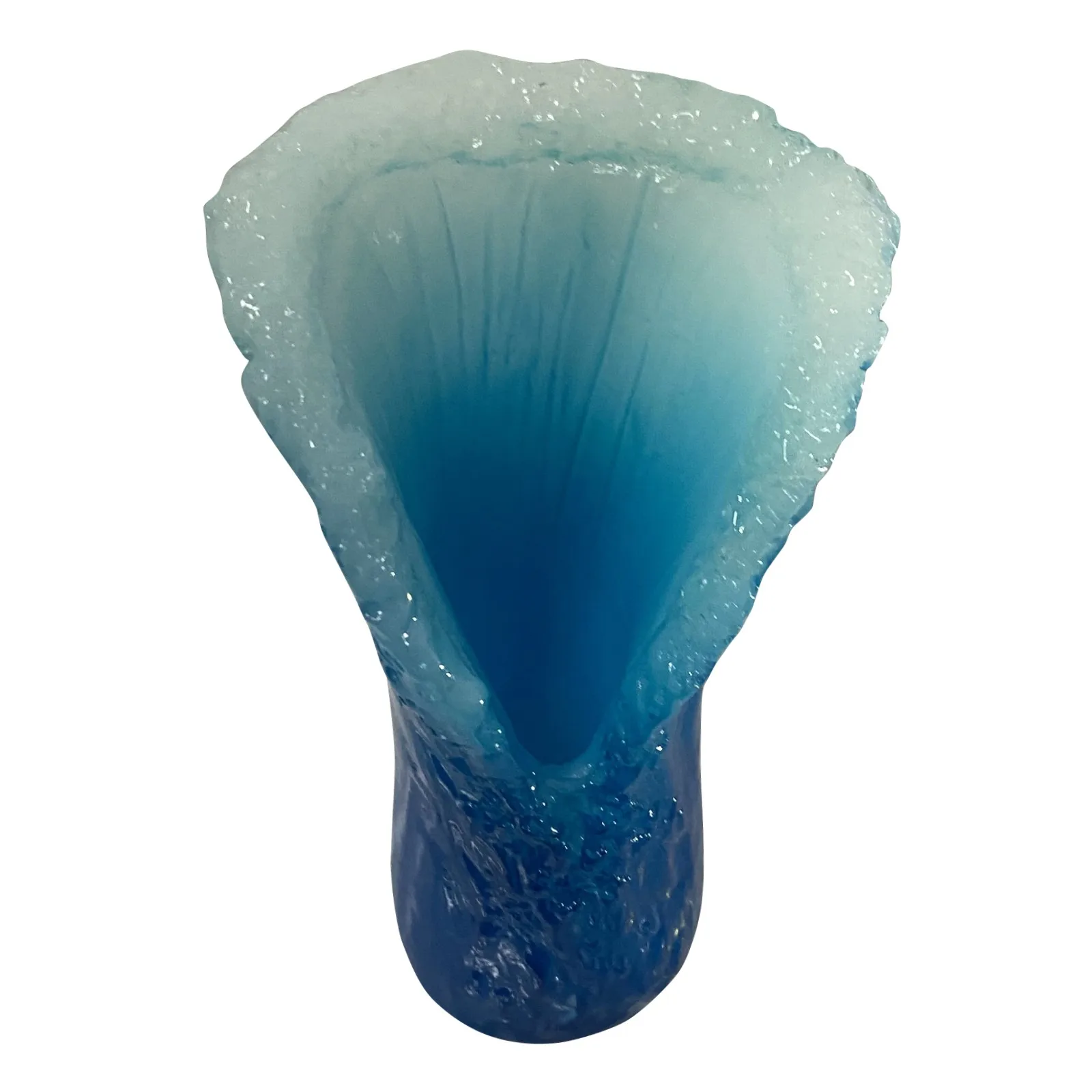 Majestic Ocean Wave Resin Vase – Coastal Art for Modern Spaces.