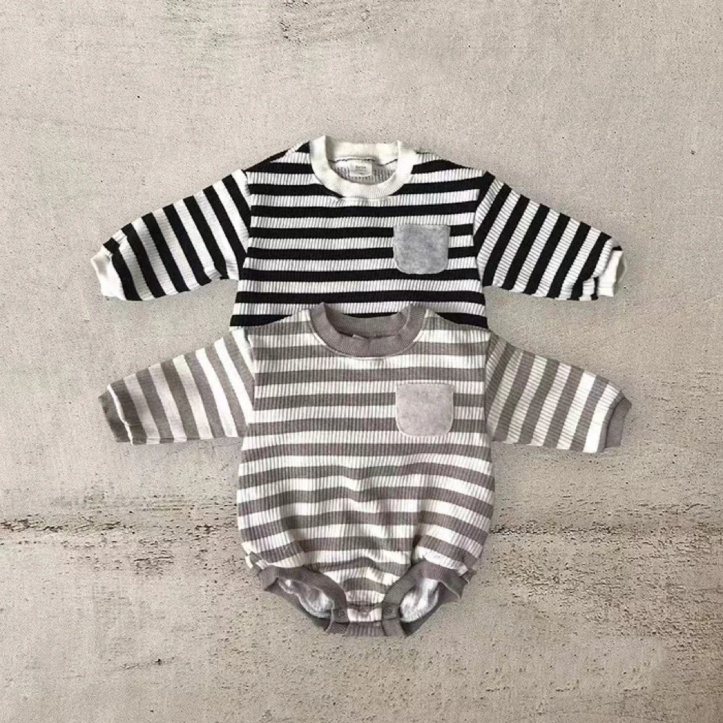 

Spring and Autumn Striped Infant Toddler Striped Butt Wrap Jumpsuit Long Sleeve Crawler with Chest Pocket Baby Girl Romper
