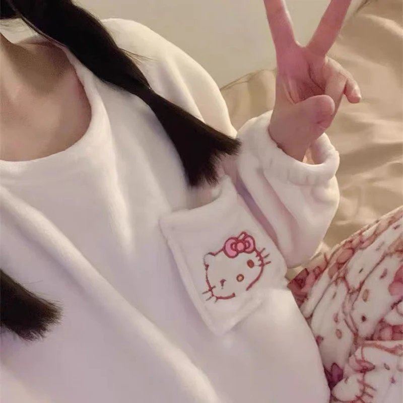 Sanrio Cartoon Hello Kitty Soft Pajamas