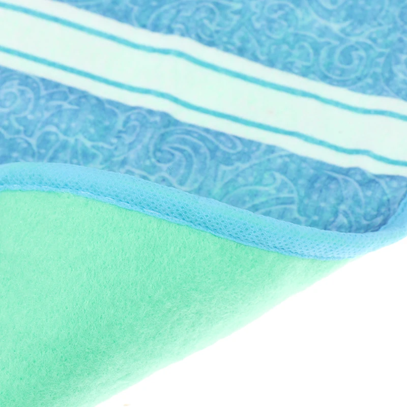 1pc 20W Pet Waterproof Electric Heating Pad 220V Body Winter Warmer Mat Bed Blanket Animals Bed Heater Accessories random