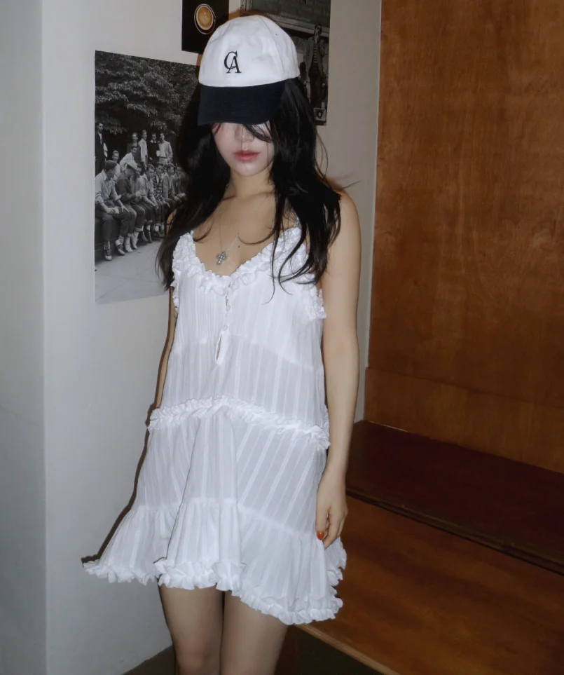 

Женское кружевное платье с V-образным вырезом, винтажное белое платье на бретелях, без рукавов, в Корейском стиле, лето