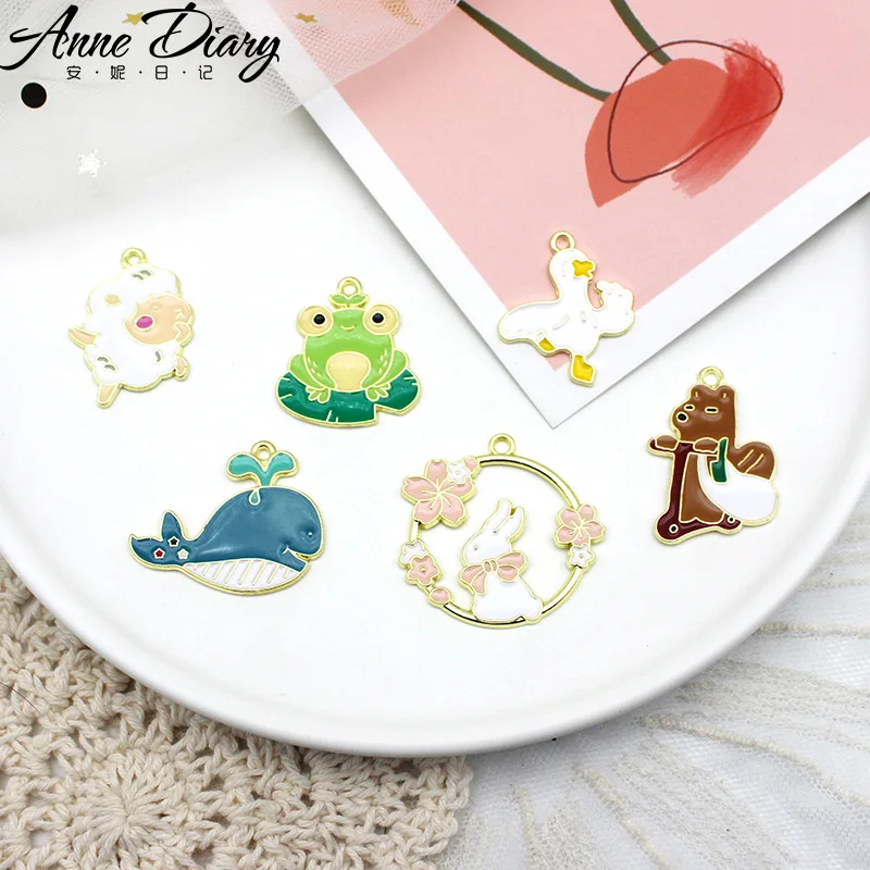 

2PCS Cartoon Alloy Earring Keychain Necklace Pendant for Jewelry Making Bracelet Charms DIY Crafting Jewelry Accessories