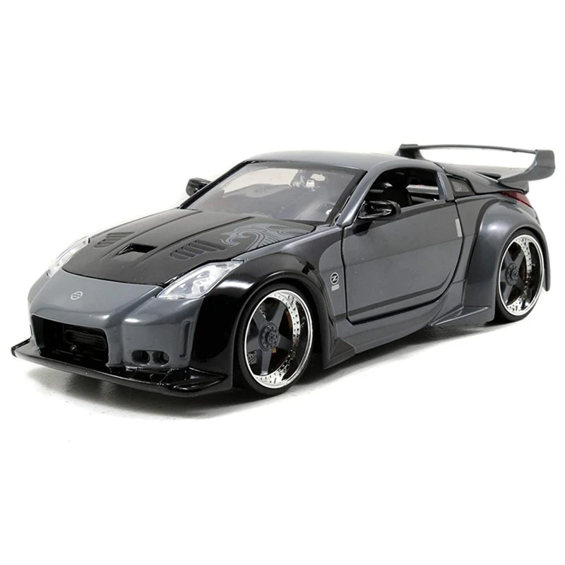ラジコンカー　ランボールギーニ　NISSAN 350Z 1:24 Niaasn 350Z Car Toys Alloy Sports Car Model Diecasts