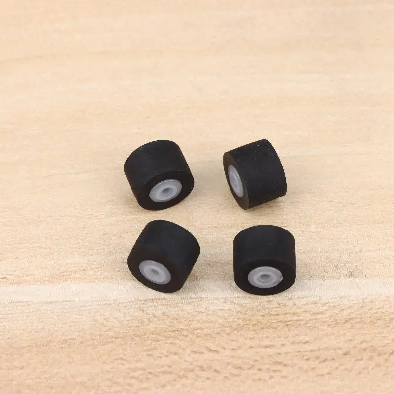 새로운 2Pcs 10.5x7.2x6.5x2mm 테이프 레코더 카세트 플레이어 용 고무 압력 롤러 워크맨 압력 레코더 플레이어 액세서리