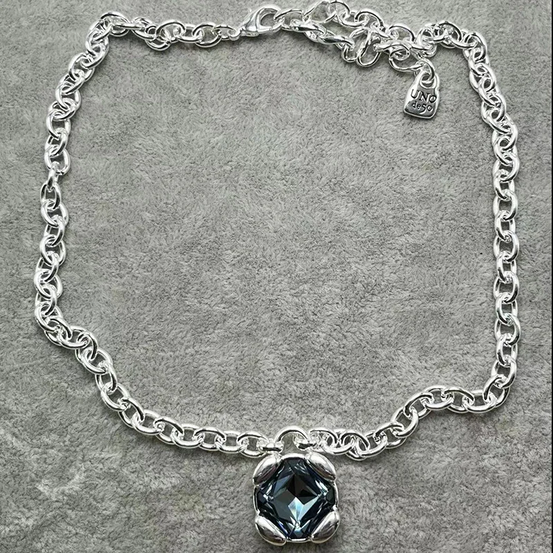 2024 Unode50 Vendita Calda Nuova Collana Da Donna Squisita E Semplice Gioielli Romantici Confezione Regalo Di Alta Qualità In Europa E In America